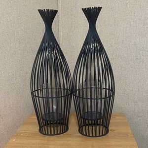 Modern Black Metal Lantern Set